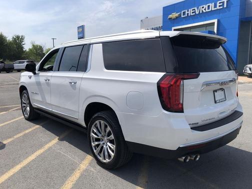 White Frost Tricoat 2024 GMC Yukon XL Denali