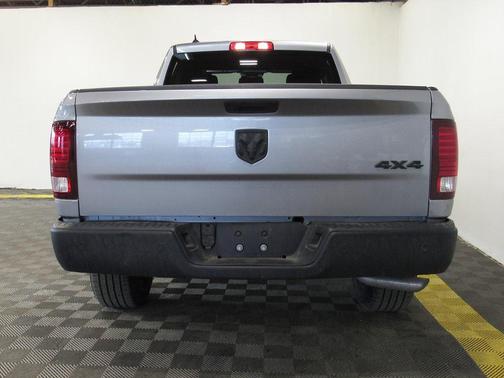 2022 RAM 1500 Classic Warlock Quad Cab 4x4 6'4' Box