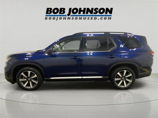 2023 Honda Pilot Touring 8-Passenger