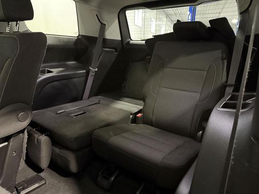 Ebony Twilight Metallic 2023 GMC Acadia SLE
