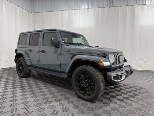 Anvil Clearcoat 2025 Jeep Wrangler 4xe Sahara