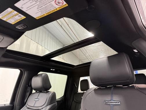 Agate Black 2025 Ford F-250 XL