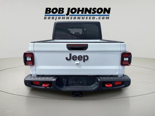 Bright White Clearcoat 2022 Jeep Gladiator Rubicon