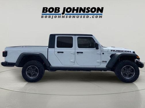 Bright White Clearcoat 2022 Jeep Gladiator Rubicon