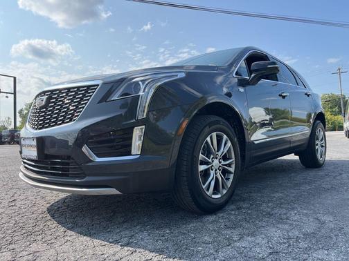 2022 Cadillac XT5 Premium Luxury