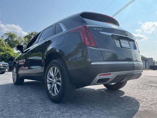 2022 Cadillac XT5 Premium Luxury