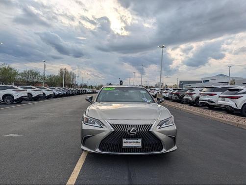 Atomic Silver 2019 Lexus ES 350 Base