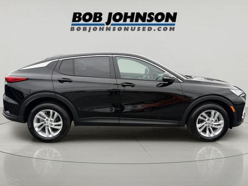 Ebony Twilight Metallic 2024 Buick Envista Preferred FWD