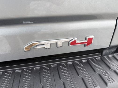 2024 GMC Sierra 3500 AT4