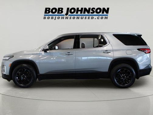 Sterling Gray Metallic 2023 Chevrolet Traverse LS