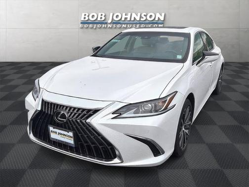 2024 Lexus ES 300h Base
