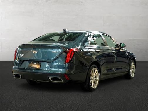 2022 Cadillac CT4 Luxury