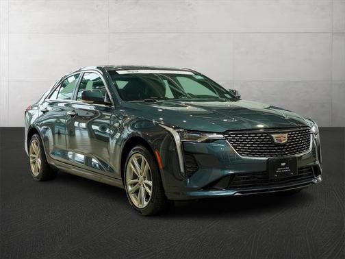 2022 Cadillac CT4 Luxury