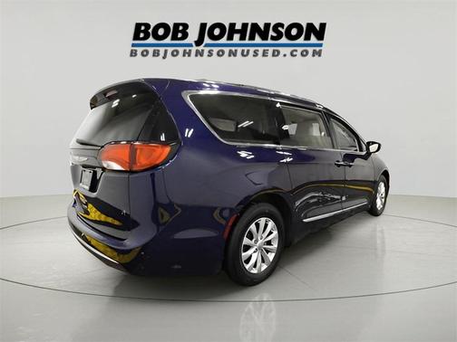 2018 Chrysler Pacifica Touring-L Plus