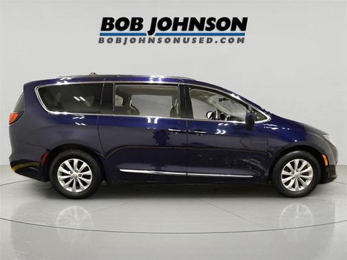 2018 Chrysler Pacifica Touring-L Plus