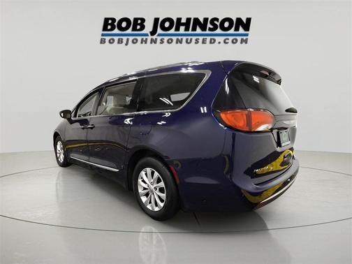 2018 Chrysler Pacifica Touring-L Plus