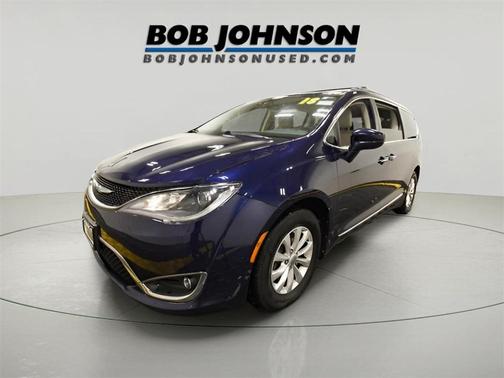 2018 Chrysler Pacifica Touring-L Plus