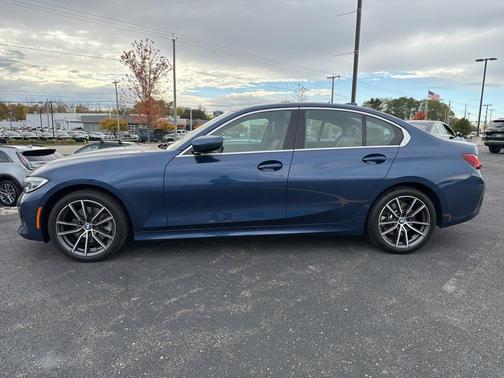 2022 BMW 330 xDrive