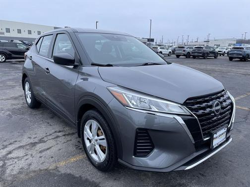 2023 Nissan Kicks S