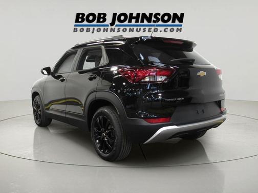 Mosaic Black Metallic 2023 Chevrolet Trailblazer LT