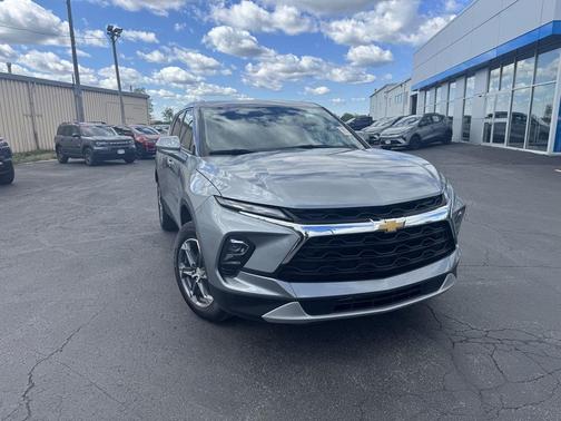 Sterling Gray Metallic 2025 Chevrolet Blazer 2LT