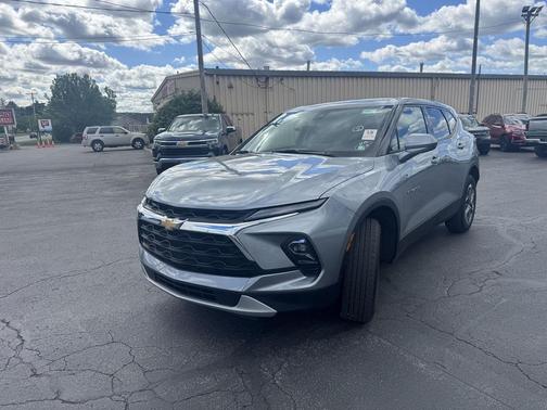 Sterling Gray Metallic 2025 Chevrolet Blazer 2LT