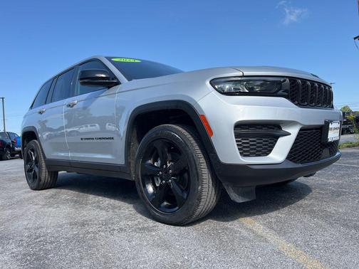 2024 Jeep Grand Cherokee Altitude