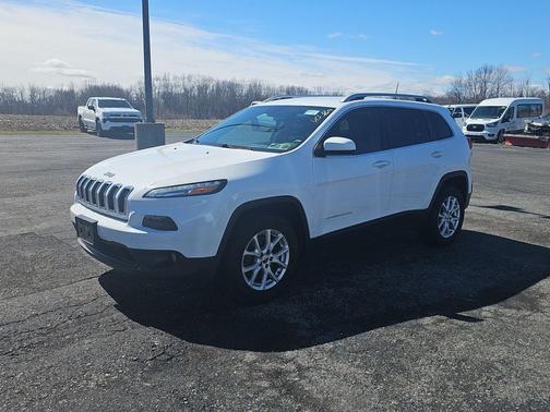 Bright White Clearcoat 2018 Jeep Cherokee Latitude Plus