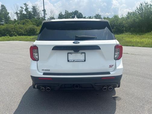 Star White Metallic Tri-Coat 2024 Ford Explorer ST