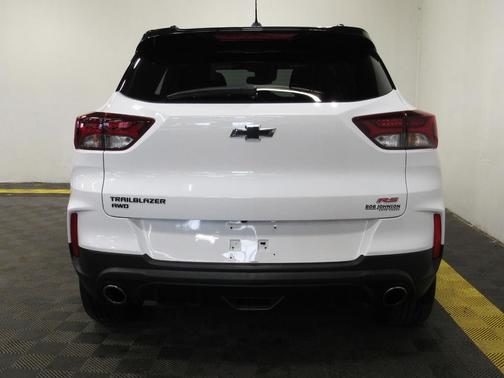 Summit White 2023 Chevrolet Trailblazer RS