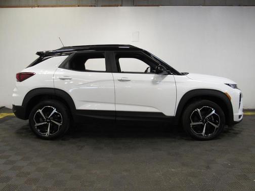 Summit White 2023 Chevrolet Trailblazer RS