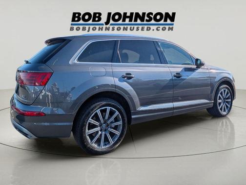 Samurai Gray Metallic 2018 Audi Q7 3.0T Prestige