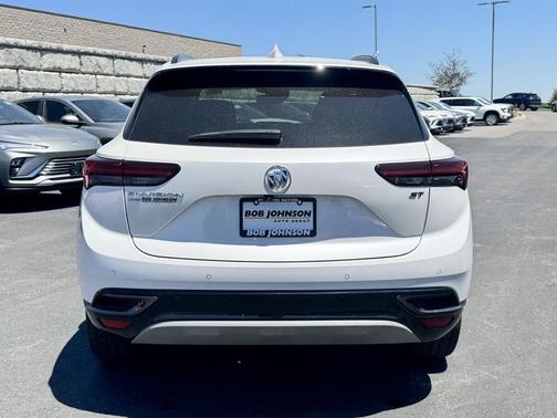 White Frost Tricoat 2023 Buick Envision Essence AWD