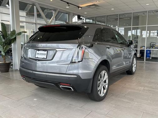 Satin Steel Metallic 2020 Cadillac XT5 Sport
