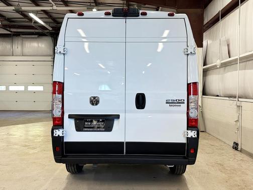 Bright White Clearcoat 2025 RAM ProMaster 2500 Tradesman