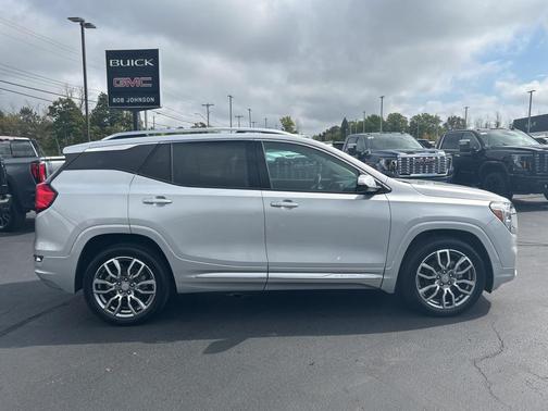 2022 GMC Terrain Denali