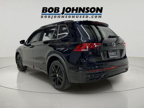 2022 Volkswagen Tiguan 2.0T SE R-Line Black 4MOTION