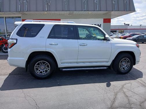 Blizzard Pearl 2019 Toyota 4Runner Limited