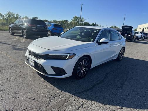 Platinum White Pearl 2024 Honda Civic EX-L