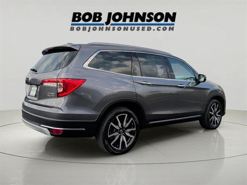 2021 Honda Pilot Touring 8-Passenger