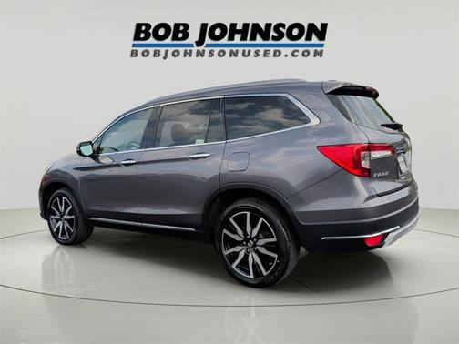 2021 Honda Pilot Touring 8-Passenger