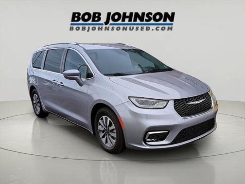 2021 Chrysler Pacifica Hybrid Touring L