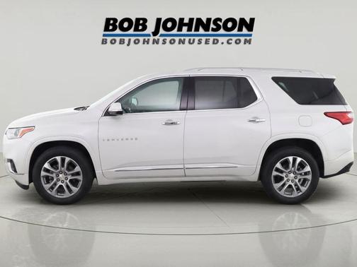 Summit White 2018 Chevrolet Traverse Premier