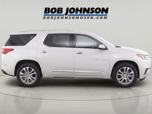 Summit White 2018 Chevrolet Traverse Premier