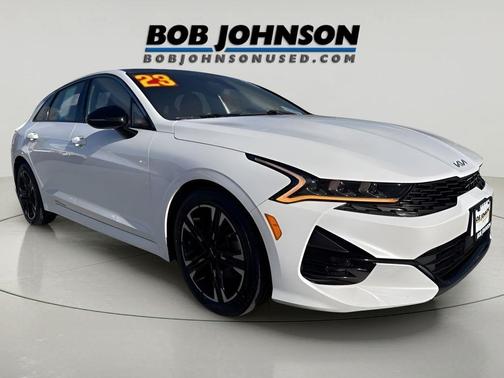 Glacial White Pearl 2023 Kia K5 GT-Line