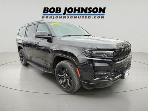 Diamond Black Crystal Pearl 2024 Jeep Wagoneer Series II Carbide