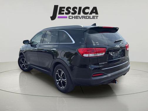 Ebony Black 2017 Kia Sorento LX