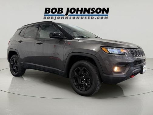 Granite Crystal Metallic Clearcoat 2023 Jeep Compass Trailhawk