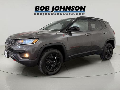 Granite Crystal Metallic Clearcoat 2023 Jeep Compass Trailhawk