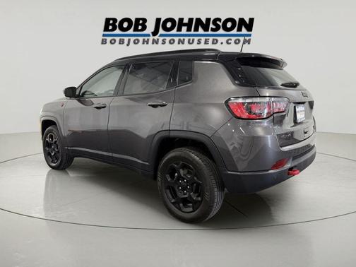 Granite Crystal Metallic Clearcoat 2023 Jeep Compass Trailhawk